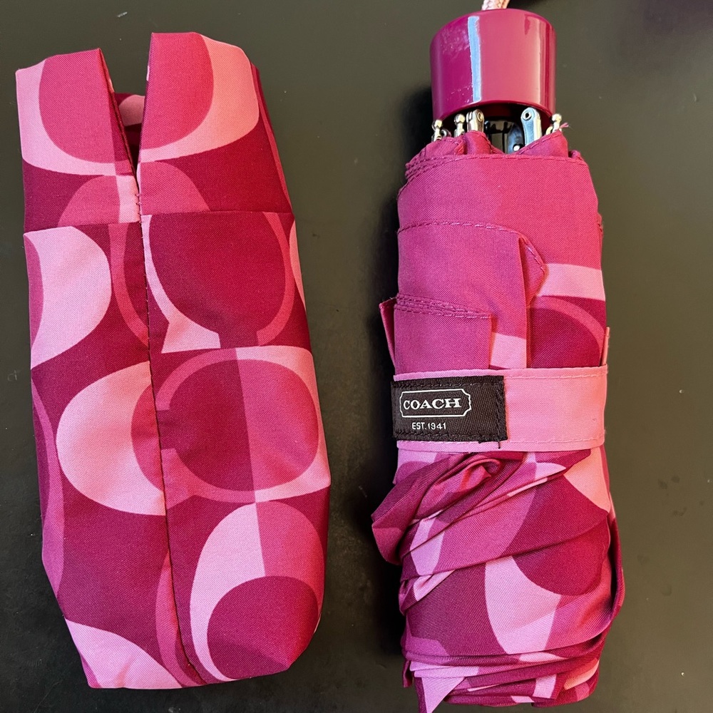 *SOLD* Coach Logo Umbrella